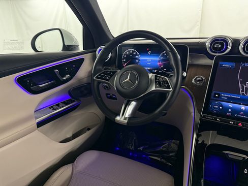 Certified 2023 Mercedes-Benz GLC 300 4MATIC image 29