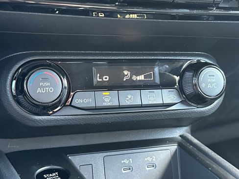 New 2026 Nissan Kicks SV image 20