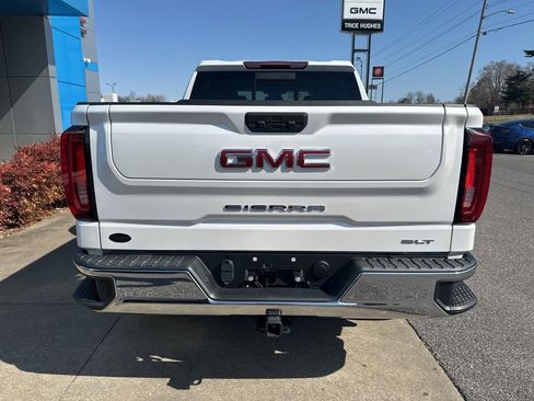 Used 2022 GMC Sierra 1500 SLT w/ SLT Convenience Package image 8