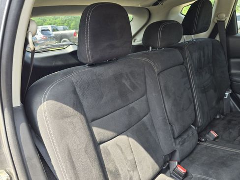 Used 2017 Nissan Murano SV image 14