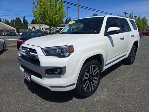 Used 2023 Toyota 4Runner Limited AWD/4WD image 7