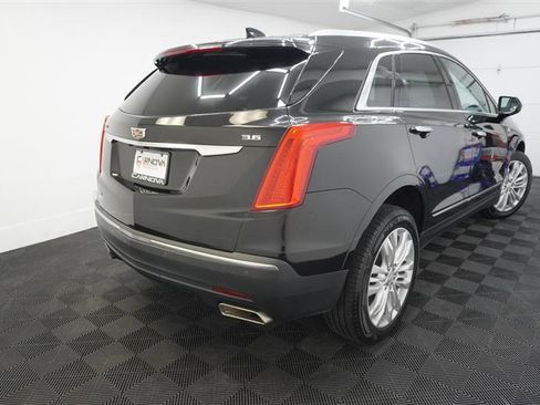 Used 2019 Cadillac XT5 Premium Luxury AWD/4WD image 7