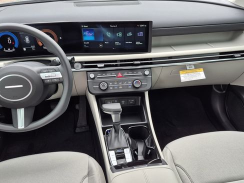 New 2026 Hyundai Tucson SE FWD image 12