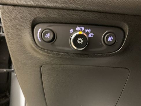 Used 2023 Buick Encore GX Preferred w/ Cold Weather Comfort Package image 18