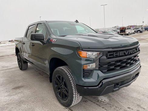 New 2026 Chevrolet Silverado 1500 Custom Trail Boss w/ Turbomax Blackout Package image 4