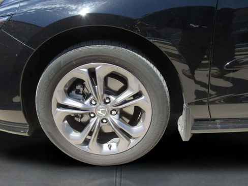 Used 2024 Honda Accord EX-L image 5