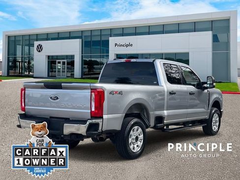 Used 2024 Ford F250 XLT image 4