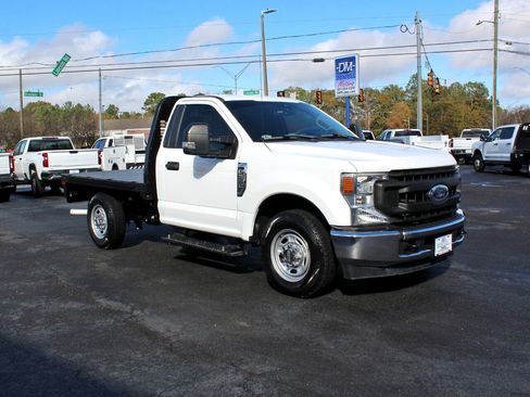 Used 2020 Ford F350 XL w/ Power Equipment Group image 7