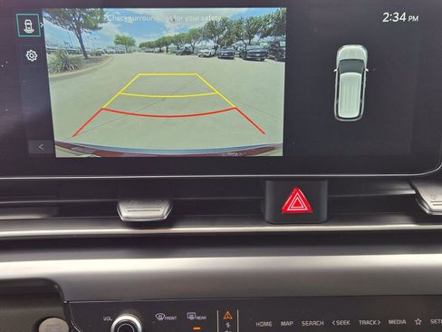 New 2026 Kia Carnival FWD image 15