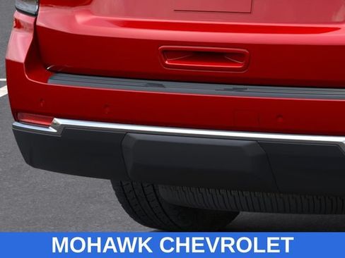 New 2026 Chevrolet Suburban LS AWD/4WD image 14