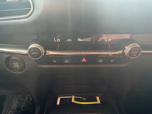 Used 2023 MAZDA CX-30 AWD 2.5 S w/ Preferred Package image 12