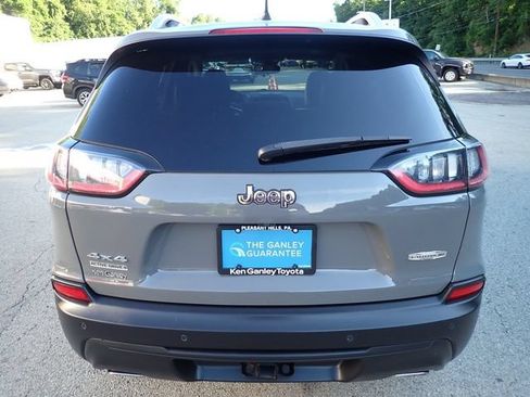 Used 2021 Jeep Cherokee Latitude Lux w/ Sun & Sound Group AWD/4WD image 5
