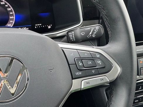 New 2026 Volkswagen Taos SE AWD/4WD image 36