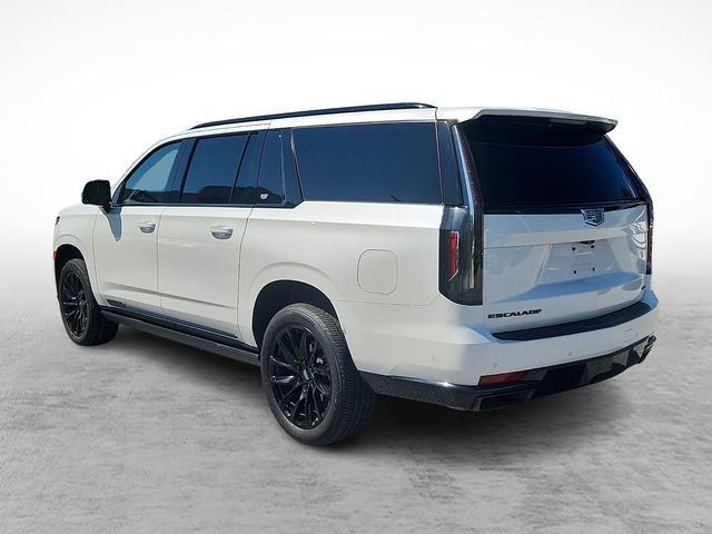 Used 2022 Cadillac Escalade ESV Sport w/ Touring Package AWD/4WD image 6