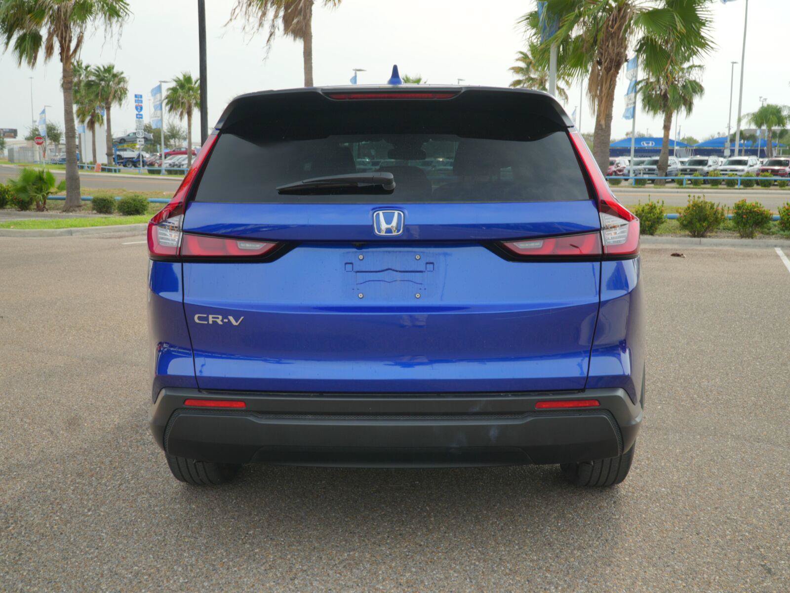 Used 2025 Honda CR-V LX image 6