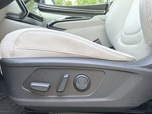 Used 2022 Hyundai Tucson Limited AWD/4WD image 17