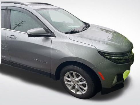 Used 2023 Chevrolet Equinox LT AWD/4WD image 1