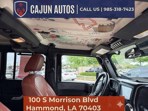 Used 2018 Jeep Wrangler Unlimited Sahara AWD/4WD image 17