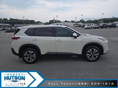 Used 2021 Nissan Rogue SV FWD image 5