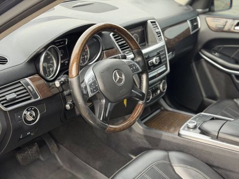 Used 2013 Mercedes-Benz GL 450 4MATIC image 12