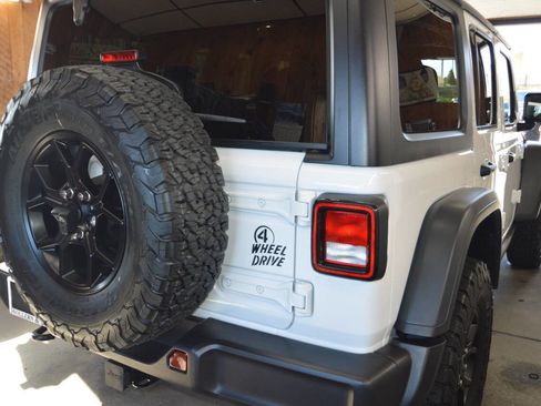 Used 2025 Jeep Wrangler Unlimited Sport S 4xe image 15