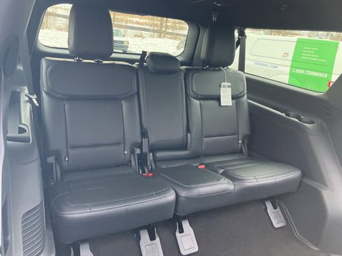 Used 2025 Ford Expedition Max Platinum w/ Stealth Performance Package image 18