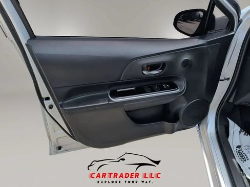 Used 2015 Toyota Prius C Four FWD image 14