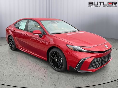 New 2026 Toyota Camry SE FWD image 8