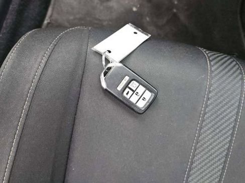 Used 2018 Honda Civic EX image 10