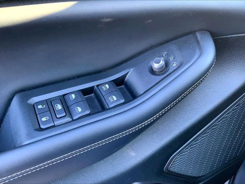 Used 2024 Jeep Grand Cherokee Altitude image 31