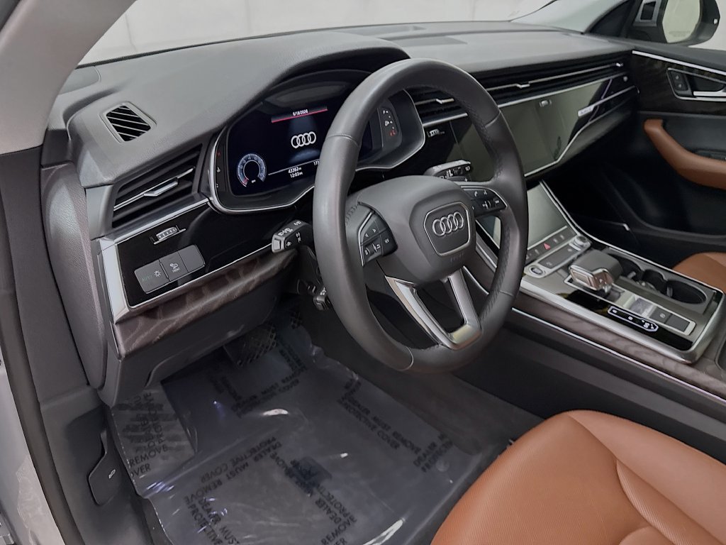 Used 2022 Audi Q8 Premium Plus w/ Premium Plus Package AWD/4WD image 9