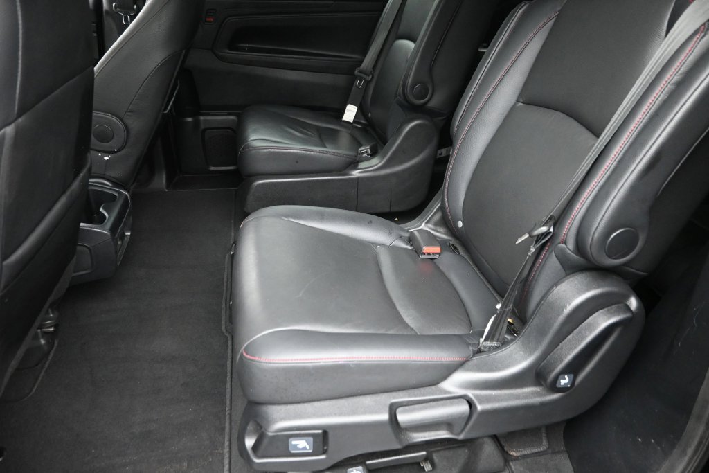 Used 2023 Honda Odyssey Sport image 14