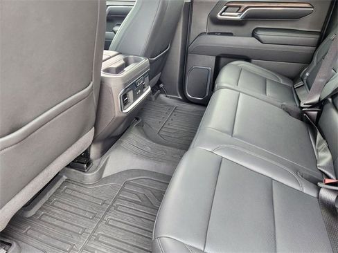 Used 2024 GMC Sierra 1500 SLT image 30