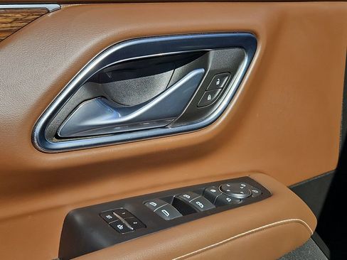 Used 2023 Chevrolet Tahoe High Country w/ Premium Package 2 image 12