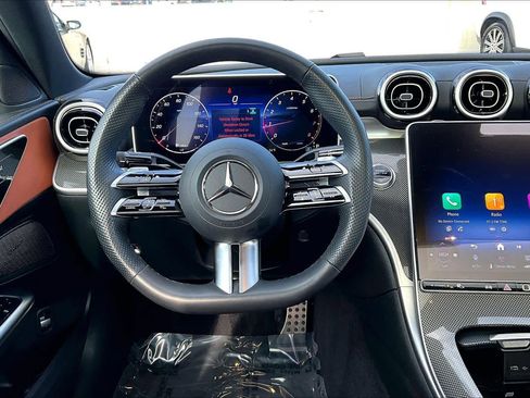 Used 2025 Mercedes-Benz C 300 4MATIC Sedan image 5