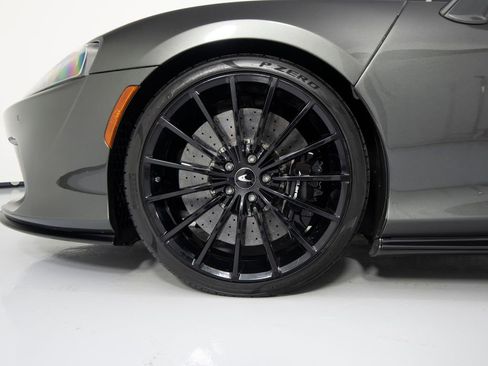 Used 2021 McLaren GT RWD image 9