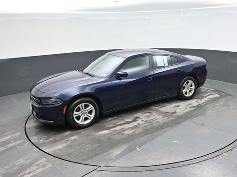 Used 2016 Dodge Charger SE image 15