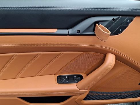 Certified 2024 Porsche 911 GT3 RS RWD image 16