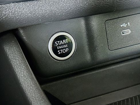 Certified 2023 Nissan Rogue SV AWD/4WD image 20