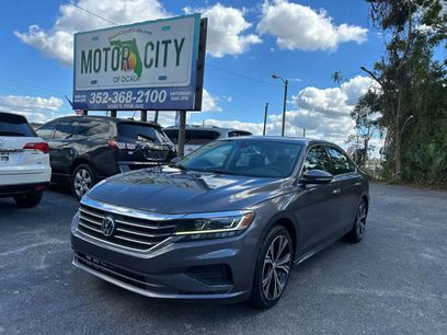 Used 2021 Volkswagen Passat 2.0T SE