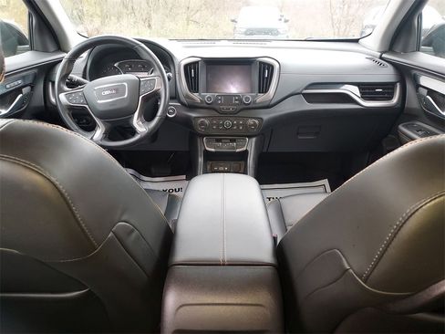 Used 2022 GMC Terrain AT4 w/ Tech Package image 10