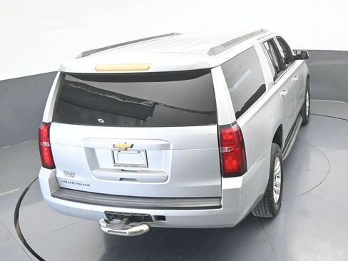 Used 2020 Chevrolet Suburban LT image 57