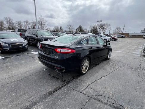 Used 2014 Ford Fusion SE w/ Equipment Group 202A image 4