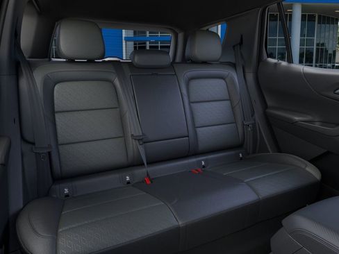 New 2026 Chevrolet Equinox LT image 17
