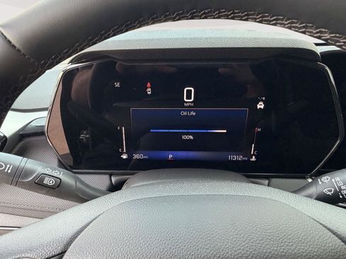 Used 2024 Chevrolet TrailBlazer LT w/ LT Cold Weather Package FWD image 22