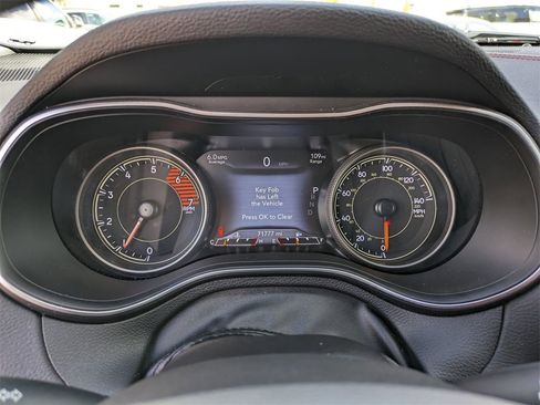 Certified 2020 Jeep Cherokee Trailhawk w/ Cold Weather Group image 14