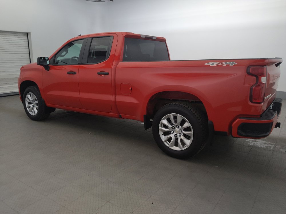 Used 2019 Chevrolet Silverado 1500 Custom w/ Custom Value Package AWD/4WD image 3