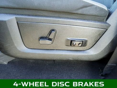 Used 2023 RAM 1500 Classic SLT image 12