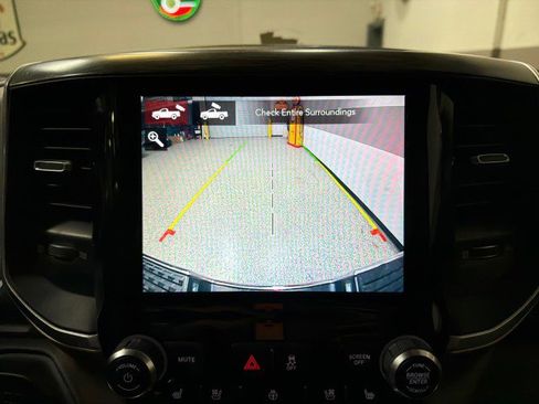 Used 2020 RAM 3500 Laramie image 29