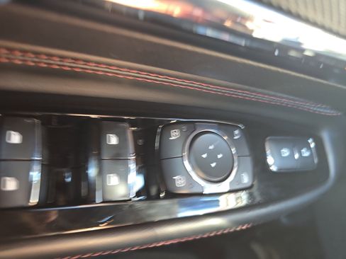 New 2026 Lincoln Corsair Reserve image 27